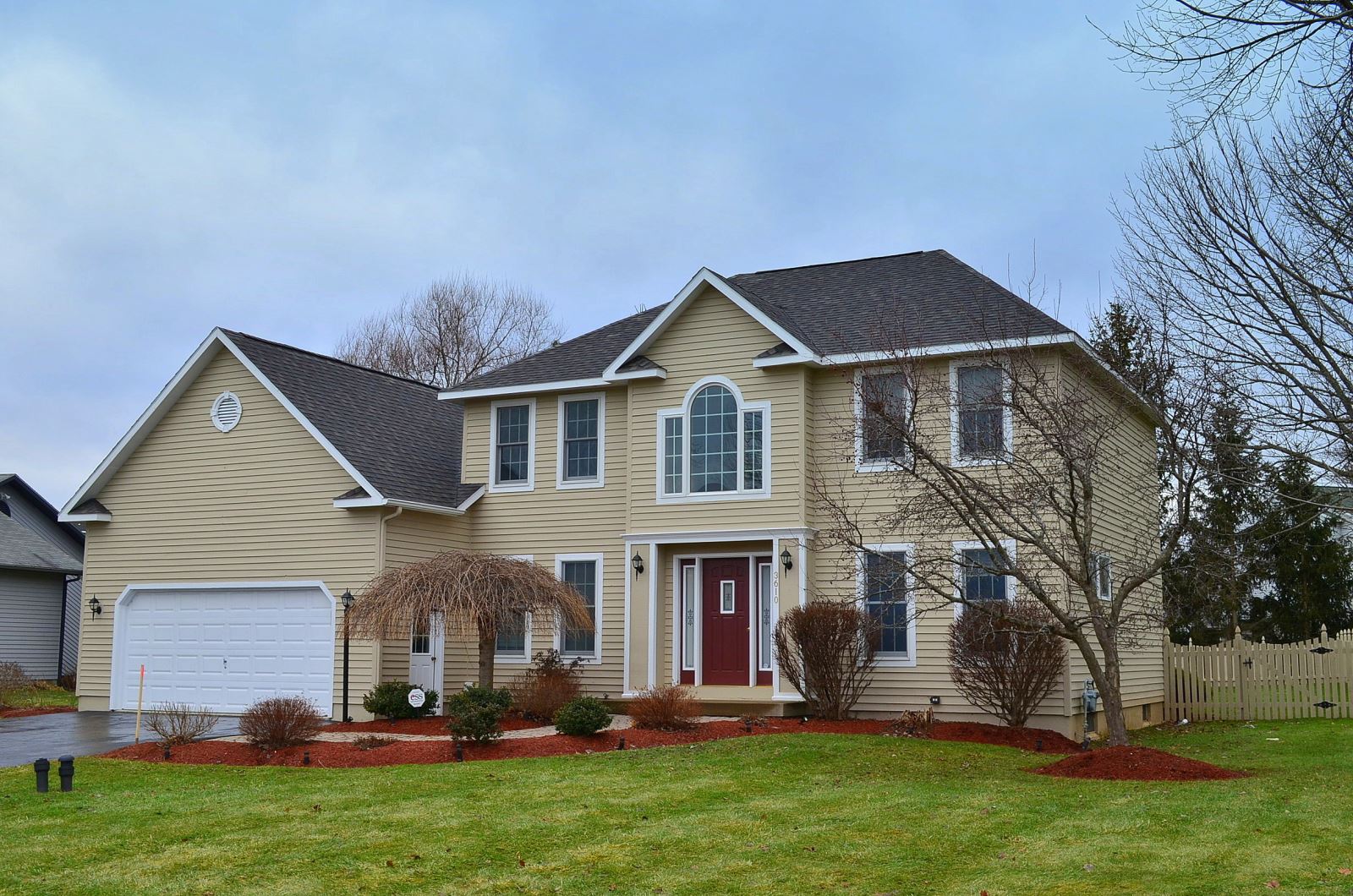 Quality Built Colonial "Christopher's Crossing" Neighborhood